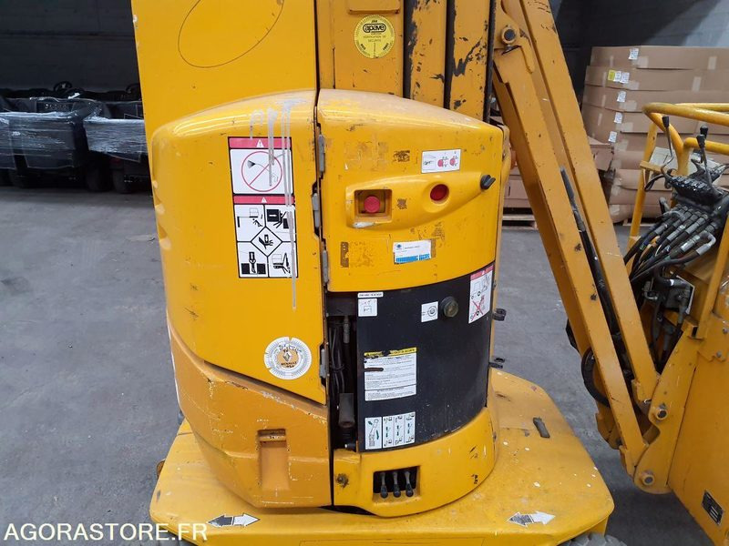 Nacelles à mât vertical GROVE TOUCAN 861 - Aerial platform: picture 2 Nacelles à mât vertical GROVE TOUCAN 861 - Aerial platform: picture 2