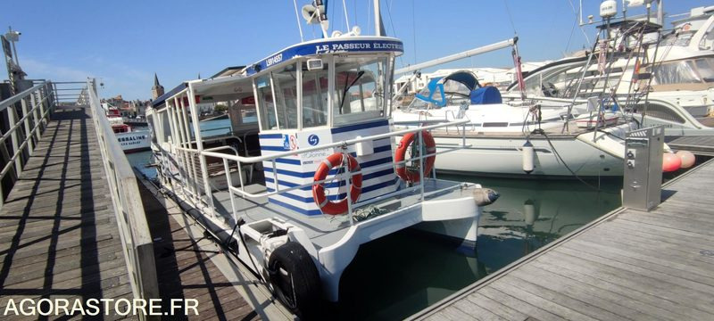 NAVETTE MARITIME ELECTRIQUE 30 passagers "Le Passeur Electrique" - Other machinery: picture 3 NAVETTE MARITIME ELECTRIQUE 30 passagers "Le Passeur Electrique" - Other machinery: picture 3
