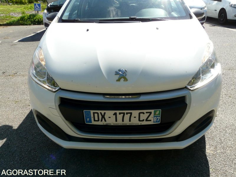 PEUGEOT 208 DX177CZ - Car: picture 1 PEUGEOT 208 DX177CZ - Car: picture 1