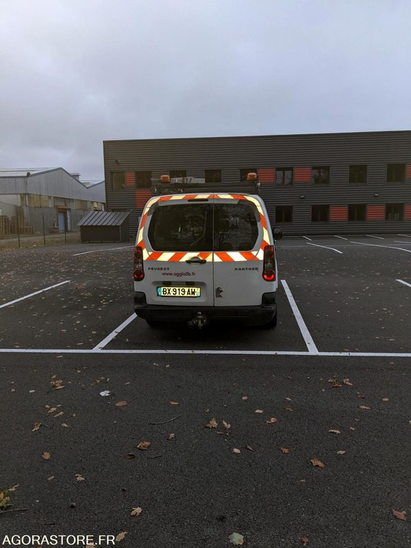 Peugeot Partner - Small van: picture 3 Peugeot Partner - Small van: picture 3