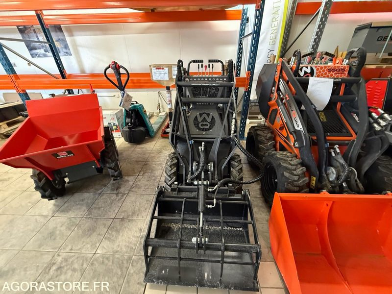 Porte outils SSQ11 PUROSANGUE Worky quad Plus Essence NEUF - Garden equipment: picture 3 Porte outils SSQ11 PUROSANGUE Worky quad Plus Essence NEUF - Garden equipment: picture 3