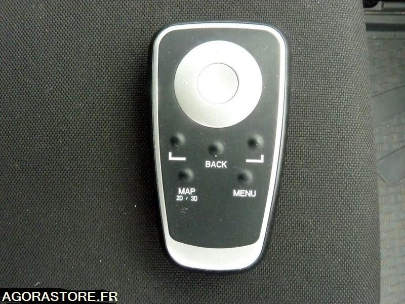 Car RENAULT - CLIO III (1.5 DCI) - DIESEL - 212000 kms - année 2013: picture 11 Car RENAULT - CLIO III (1.5 DCI) - DIESEL - 212000 kms - année 2013: picture 11