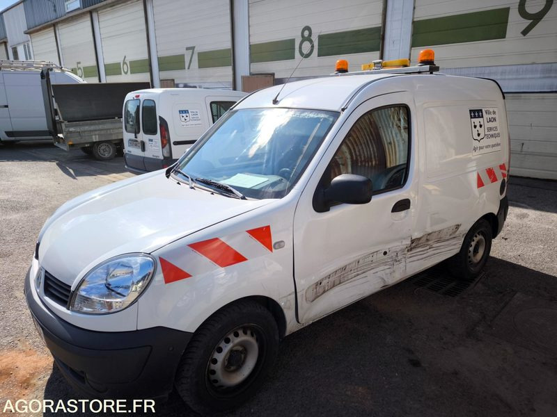 RENAULT KANGOO (vente pour pièces) 128937 kms 2009 - Small van: picture 2 RENAULT KANGOO (vente pour pièces) 128937 kms 2009 - Small van: picture 2