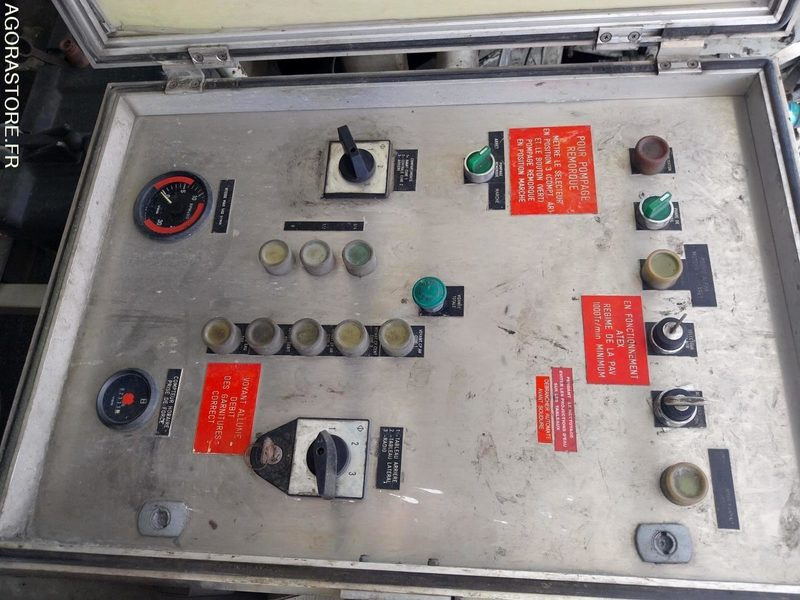 Vacuum truck RENAULT Kerax  370 Dci HUWER ADR 2005 (258080Km) ROULANT EXPORT UNIQUEMENT: picture 11