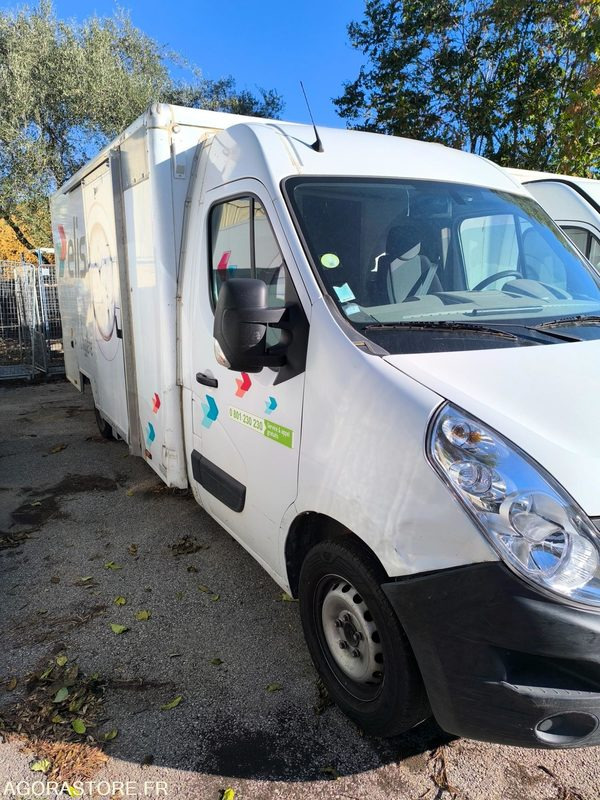 RENAULT MASTER III - 2017 - 239581 Kms - Panel van: picture 3 RENAULT MASTER III - 2017 - 239581 Kms - Panel van: picture 3