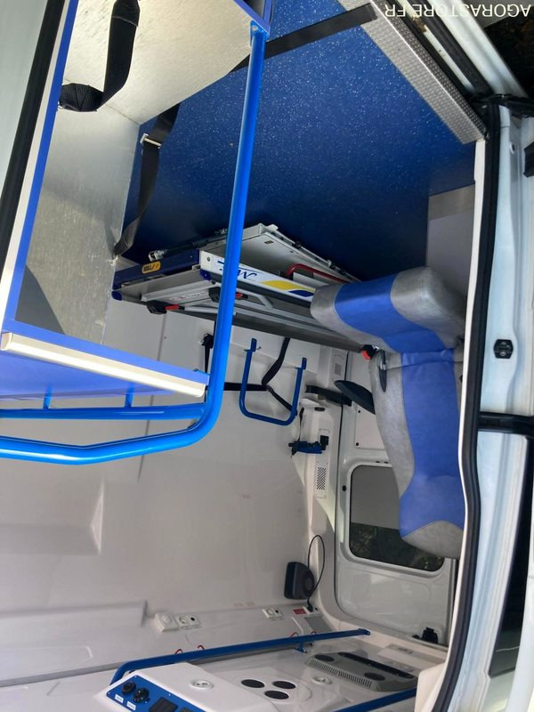 Ambulance RENAULT MASTER VASP type ambulance: picture 6
