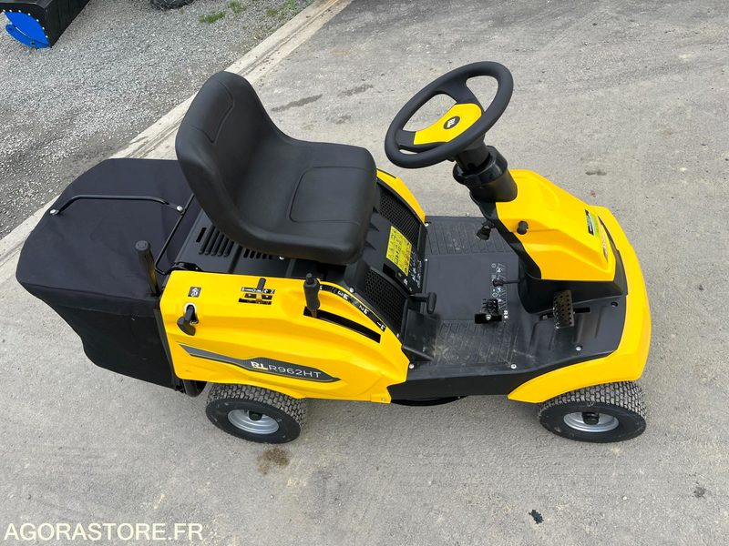 RIDER Tracteur tondeuse ROQUES ET LECOEUR RLR962 NEUF Ramassage arrière - Garden mower: picture 5 RIDER Tracteur tondeuse ROQUES ET LECOEUR RLR962 NEUF Ramassage arrière - Garden mower: picture 5
