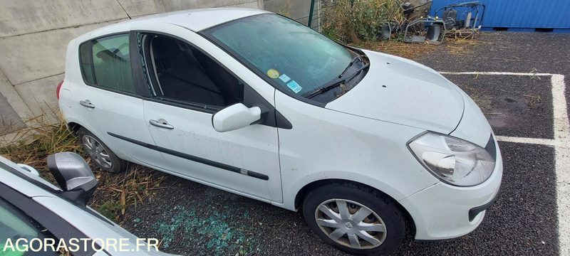 Renault Clio - 2008 - Car: picture 5 Renault Clio - 2008 - Car: picture 5