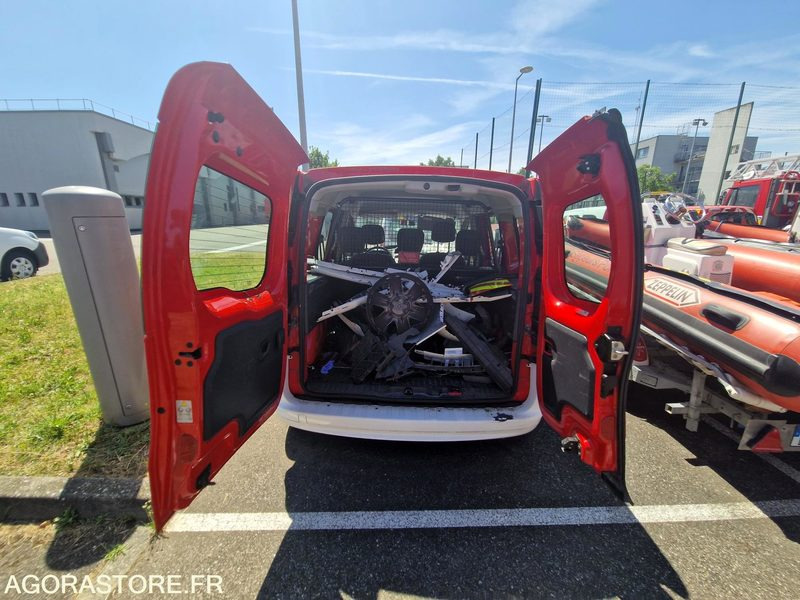 Car Renault Kangoo - CG679VM: picture 13