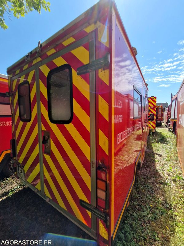 Renault Master - 2016 - 284285 - EA986TJ - Car: picture 3 Renault Master - 2016 - 284285 - EA986TJ - Car: picture 3