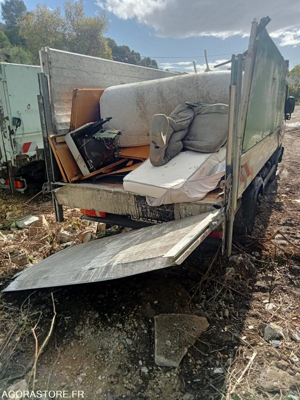 Renault Maxity - Véhicule plateau - Panel van: picture 4 Renault Maxity - Véhicule plateau - Panel van: picture 4