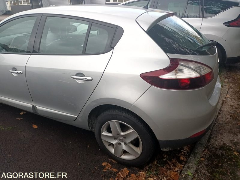 Renault Mégane – Diesel – 2015-223 644 km - Car: picture 5 Renault Mégane – Diesel – 2015-223 644 km - Car: picture 5