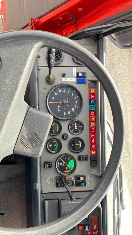 Renault Midliner 210 - Fire truck: picture 5 Renault Midliner 210 - Fire truck: picture 5