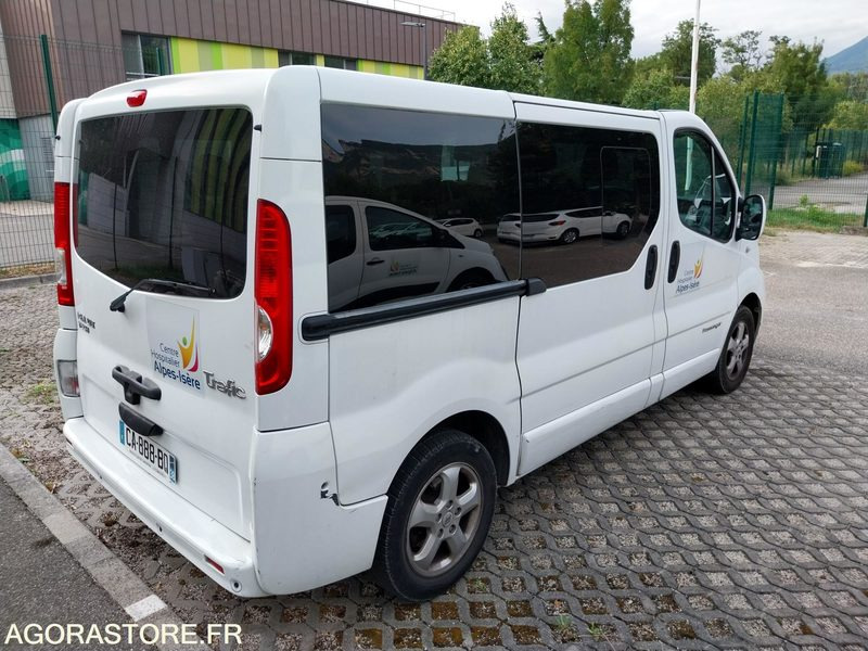 Renault Trafic - 2012 - 101452 kms - Minibus, Passenger van: picture 3 Renault Trafic - 2012 - 101452 kms - Minibus, Passenger van: picture 3
