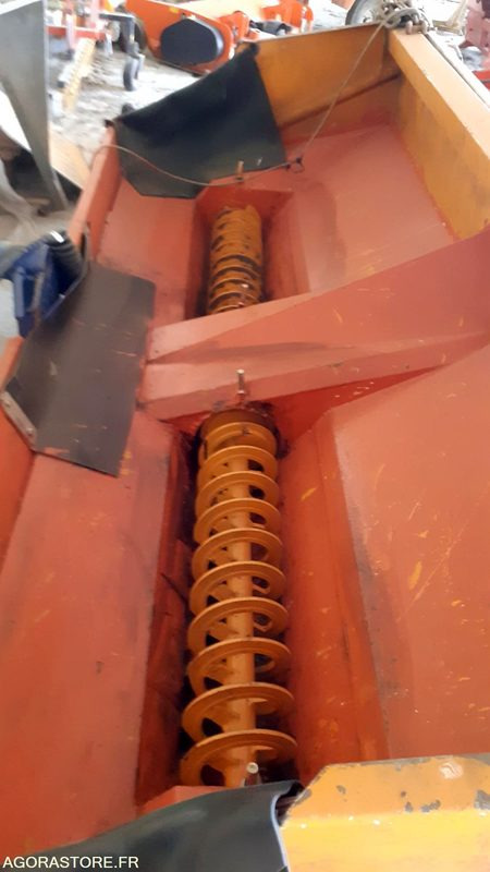 Saleuse ACOMETIS - Sand/ Salt spreader: picture 3 Saleuse ACOMETIS - Sand/ Salt spreader: picture 3