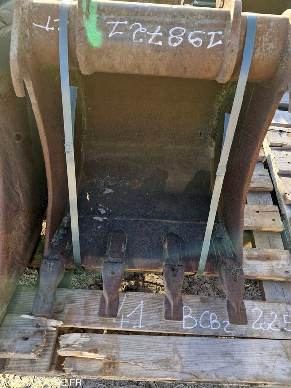 Godet 450MM Arden QA10 - Spare parts for Construction machinery: picture 1 Godet 450MM Arden QA10 - Spare parts for Construction machinery: picture 1