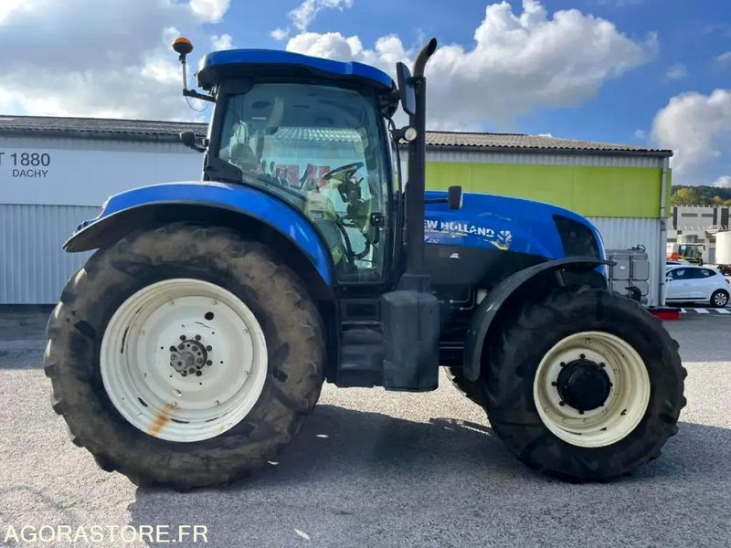 TRACTEUR AGRICOLE NEW HOLLAND T7.210 - 2012 / 6600 HEURES - Farm tractor: picture 5 TRACTEUR AGRICOLE NEW HOLLAND T7.210 - 2012 / 6600 HEURES - Farm tractor: picture 5