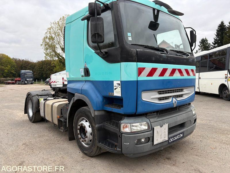 TRACTEUR RENAULT 420 DCI - Tractor unit: picture 1 TRACTEUR RENAULT 420 DCI - Tractor unit: picture 1