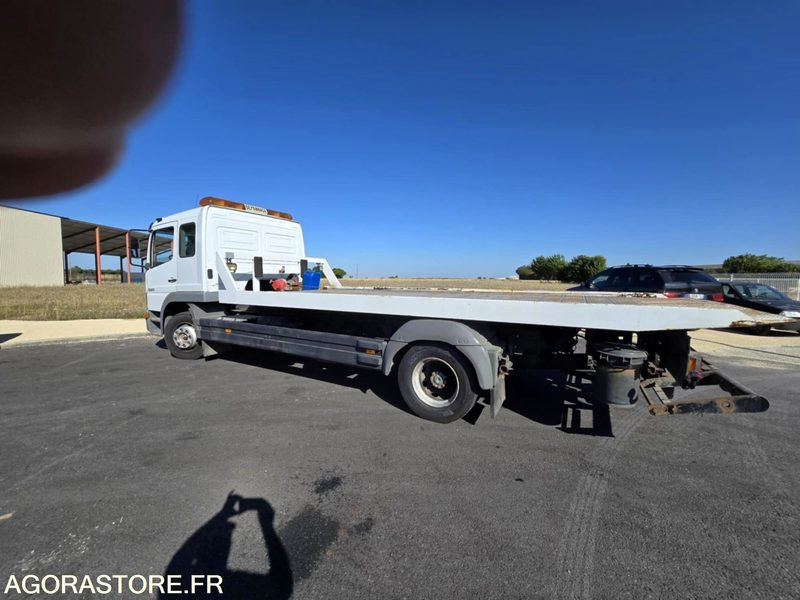 Dépanneuse Mercedes 1223 L - 2000 - MOTEUR 8O.000 - Truck: picture 5 Dépanneuse Mercedes 1223 L - 2000 - MOTEUR 8O.000 - Truck: picture 5