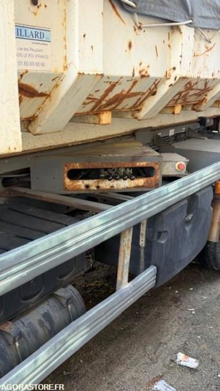 RENAULT MIDLUM BEN/AMO AVEC SALEUSE - Truck: picture 5 RENAULT MIDLUM BEN/AMO AVEC SALEUSE - Truck: picture 5