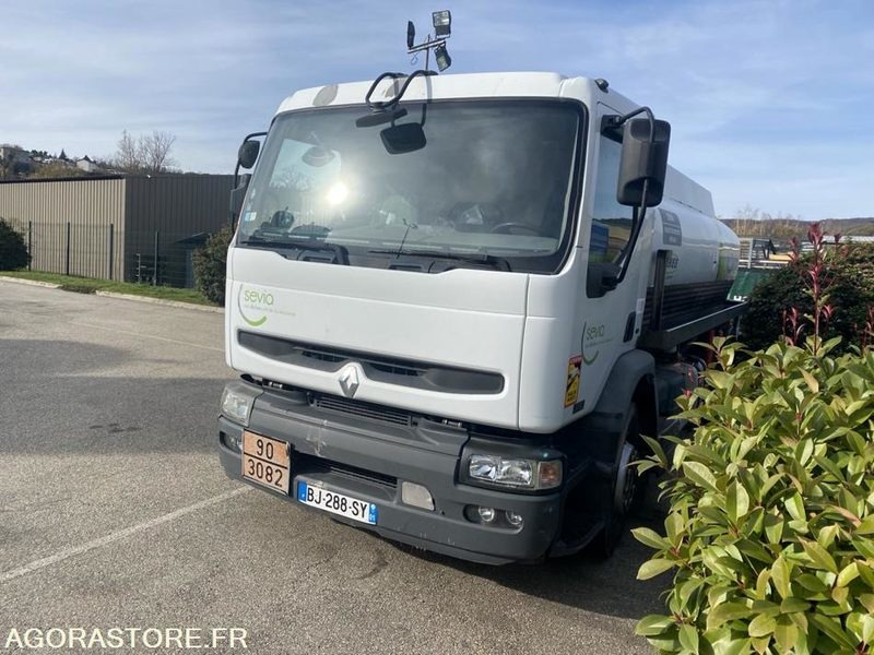 RENAULT PREMIUM 210.19 19 t citerne ADR- -2006-517007-BJ288SY - export only - Truck: picture 1 RENAULT PREMIUM 210.19 19 t citerne ADR- -2006-517007-BJ288SY - export only - Truck: picture 1
