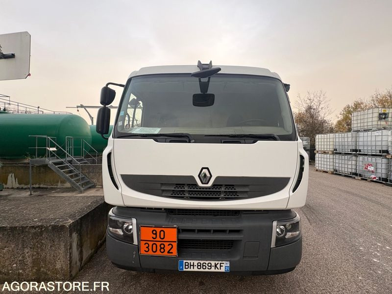 RENAULT Premium 19t citerne ADR -2009- 468664 -BH869KF - export only - Truck: picture 5 RENAULT Premium 19t citerne ADR -2009- 468664 -BH869KF - export only - Truck: picture 5
