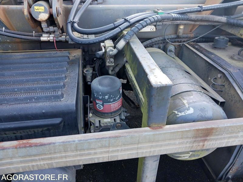 Truck camion porteur avec ampiroll: picture 9