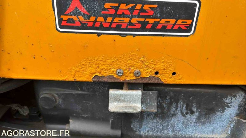 VALTRA 6250-4 - 2003 - 9982 h - Farm tractor: picture 4 VALTRA 6250-4 - 2003 - 9982 h - Farm tractor: picture 4