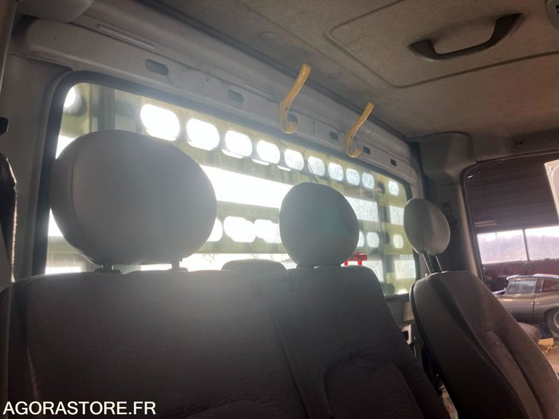 VEHICULE UTILITAIRE PLATEAU - Tipper van: picture 5 VEHICULE UTILITAIRE PLATEAU - Tipper van: picture 5