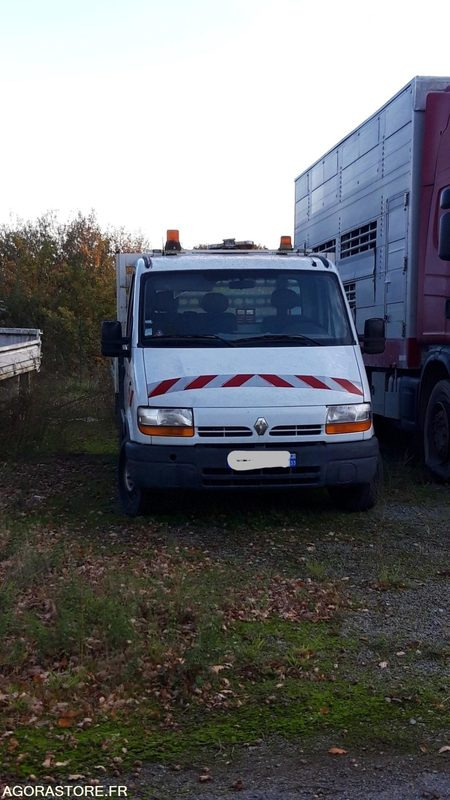 VEHICULE UTILITAIRE PLATEAU - Tipper van: picture 2 VEHICULE UTILITAIRE PLATEAU - Tipper van: picture 2