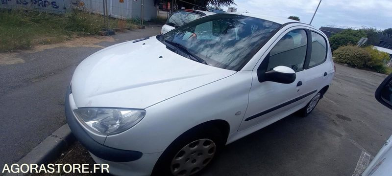 VQ- V11o Peugeot 206 - Car: picture 2 VQ- V11o Peugeot 206 - Car: picture 2