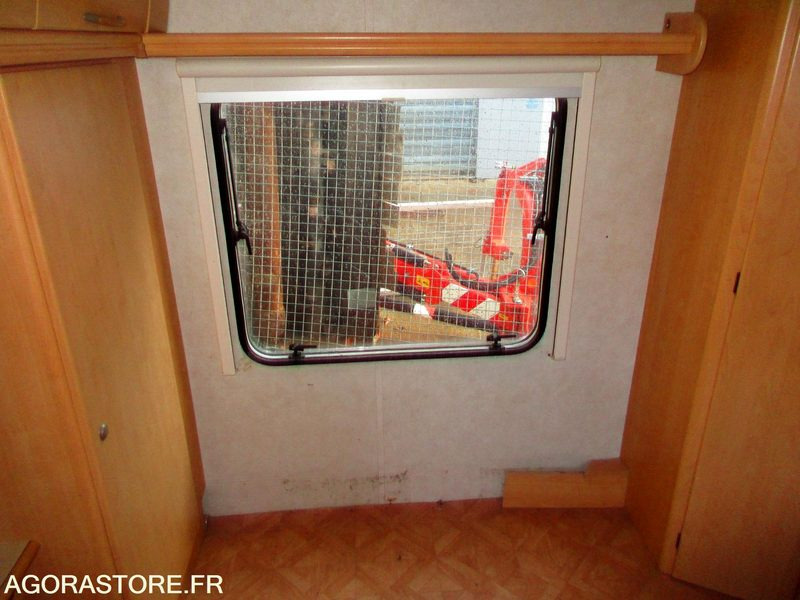 CARAVANE PRESTIGE double essieux - Van: picture 5 CARAVANE PRESTIGE double essieux - Van: picture 5