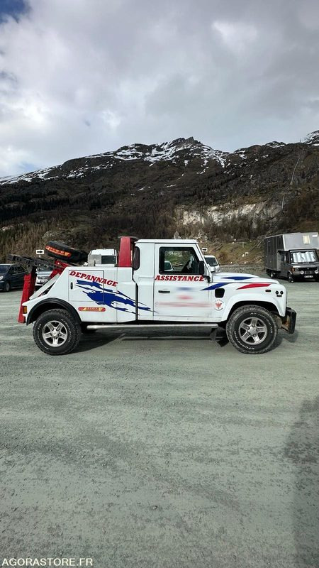 LAND ROVER DEFENDER Pick-up 2.4 Td4 4x4 122cv - Van: picture 1 LAND ROVER DEFENDER Pick-up 2.4 Td4 4x4 122cv - Van: picture 1