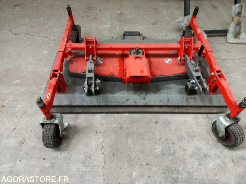 Coupe de tondeuse mulchng Morgneux TMC 150 fixation Kubota - Garden mower: picture 4 Coupe de tondeuse mulchng Morgneux TMC 150 fixation Kubota - Garden mower: picture 4