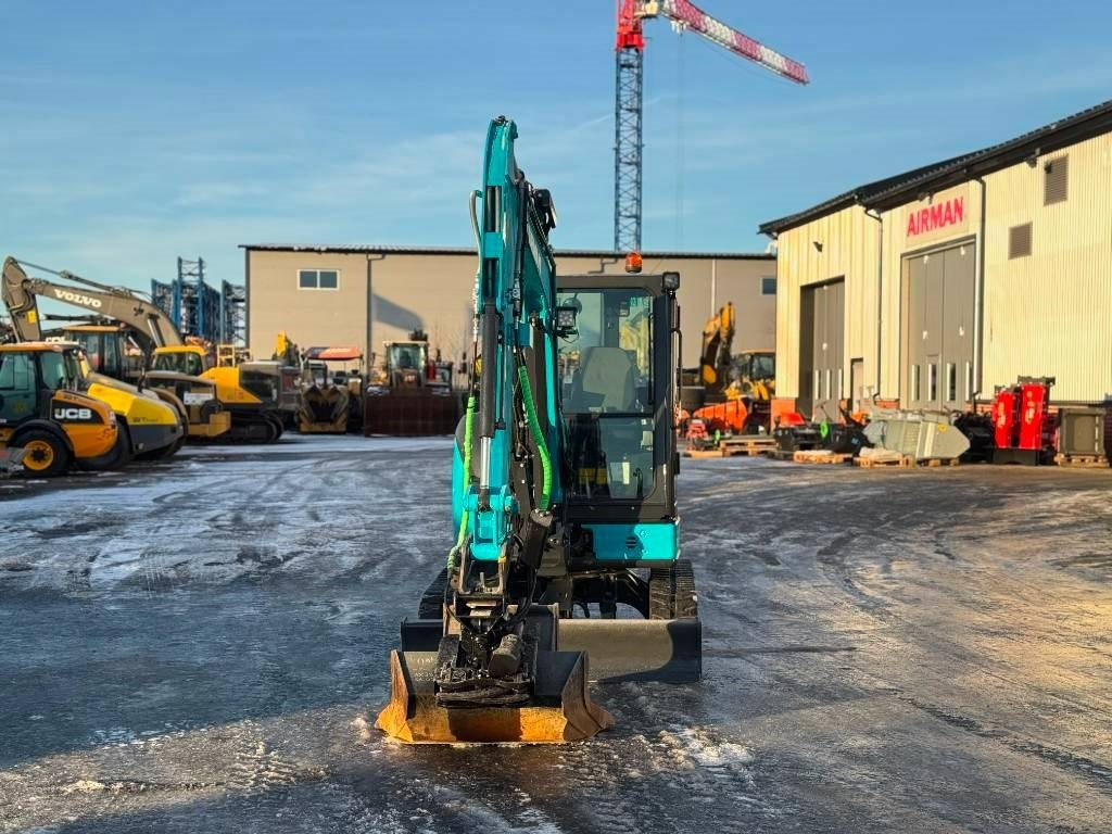 Mini excavator Airman AX 38 U-6: picture 10