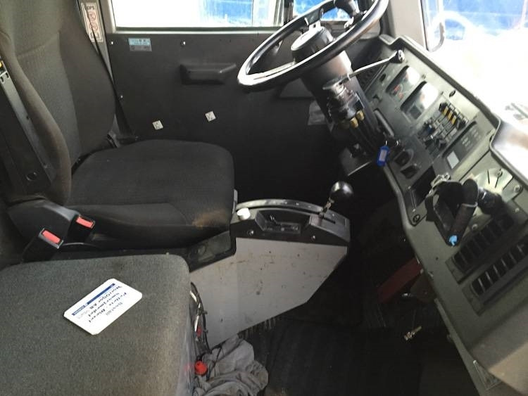 Rigid dumper/ Rock truck CAT 775 D: picture 12 Rigid dumper/ Rock truck CAT 775 D: picture 12