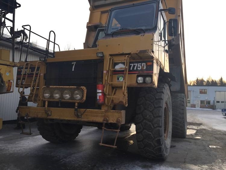 CAT 775 D - Rigid dumper/ Rock truck: picture 3 CAT 775 D - Rigid dumper/ Rock truck: picture 3