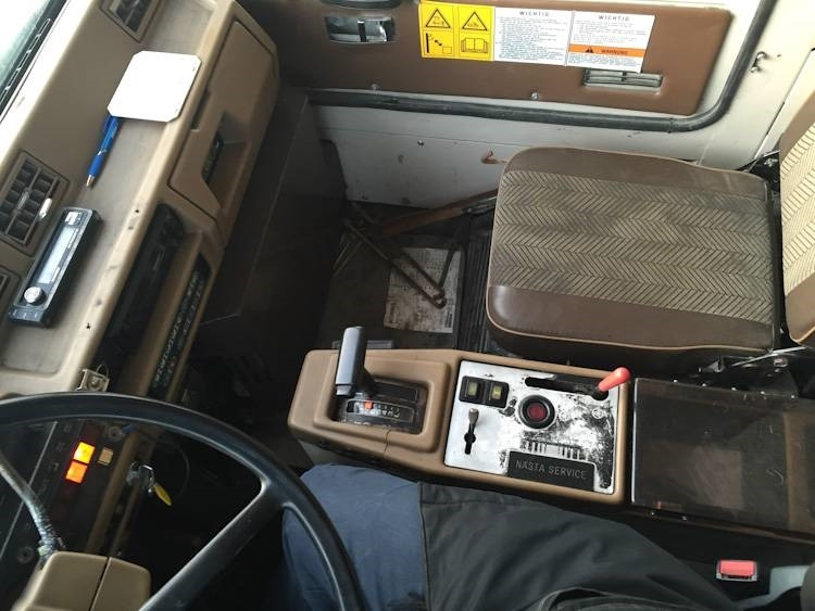 Rigid dumper/ Rock truck CAT 775 D: picture 11 Rigid dumper/ Rock truck CAT 775 D: picture 11