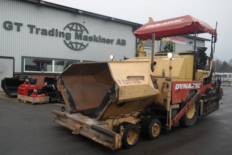 Dynapac F121-4W *EXPORT ONLY* - Asphalt paver: picture 1 Dynapac F121-4W *EXPORT ONLY* - Asphalt paver: picture 1