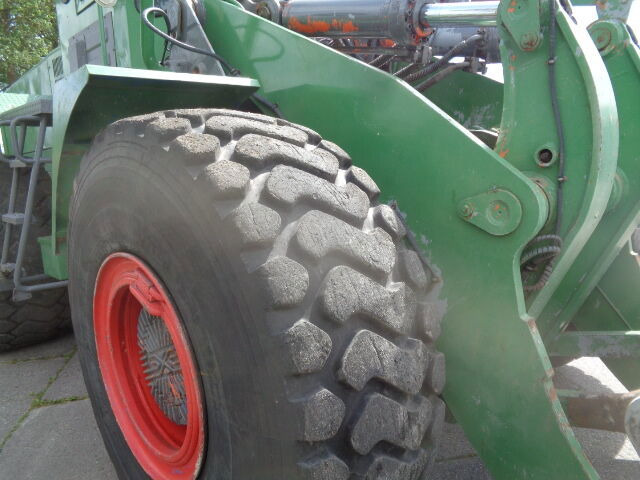 Wheel loader Daewoo MG300-3: picture 16