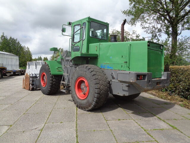 Wheel loader Daewoo MG300-3: picture 10