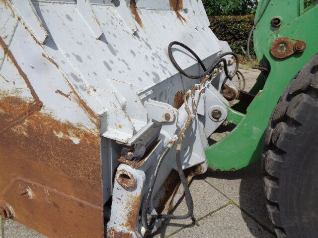 Wheel loader Daewoo MG300-3: picture 7