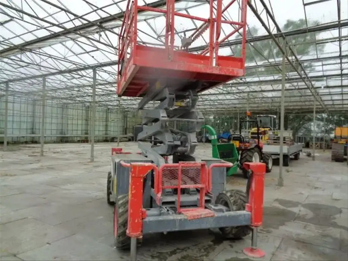 Skyjack SJ 6832 RT - Scissor lift: picture 3 Skyjack SJ 6832 RT - Scissor lift: picture 3