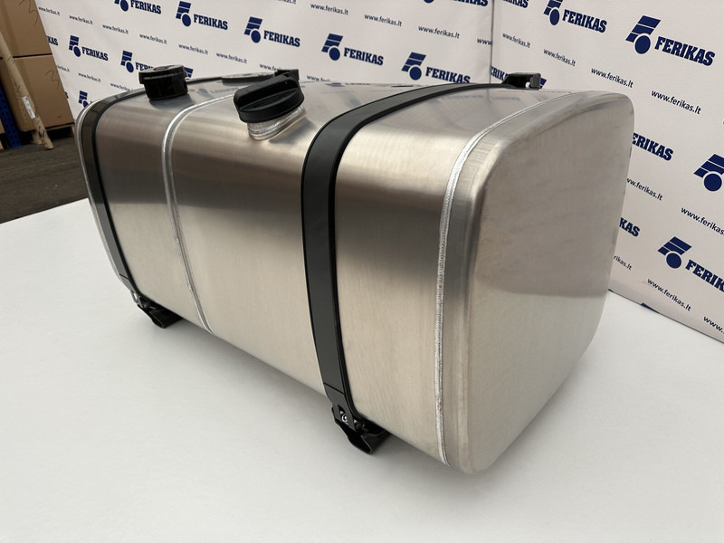 Combined oil fuel tank 200L oil tank 285L fuel tank 620x675x1250 - Hydraulic tank for Truck: picture 3 Combined oil fuel tank 200L oil tank 285L fuel tank 620x675x1250 - Hydraulic tank for Truck: picture 3