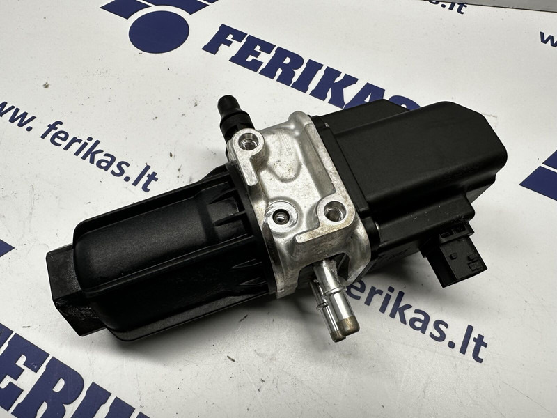 DAF AdBlue pump - Exhaust system for Truck: picture 1 DAF AdBlue pump - Exhaust system for Truck: picture 1