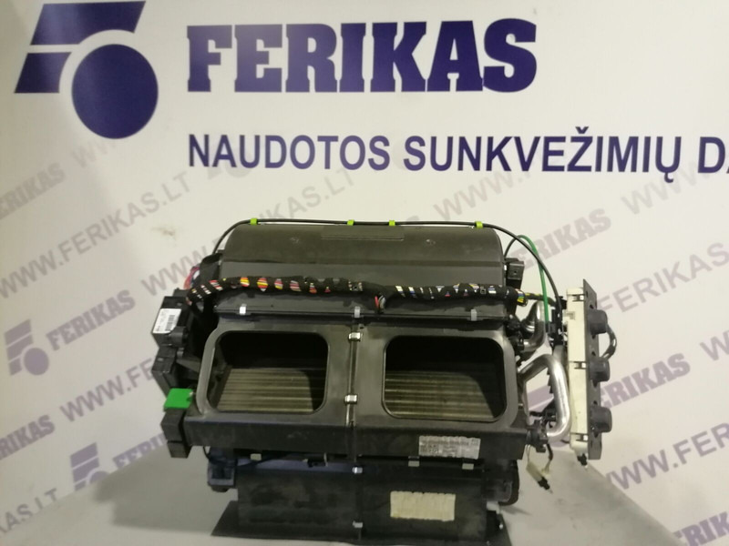 DAF - Blower motor for Truck: picture 1 DAF - Blower motor for Truck: picture 1