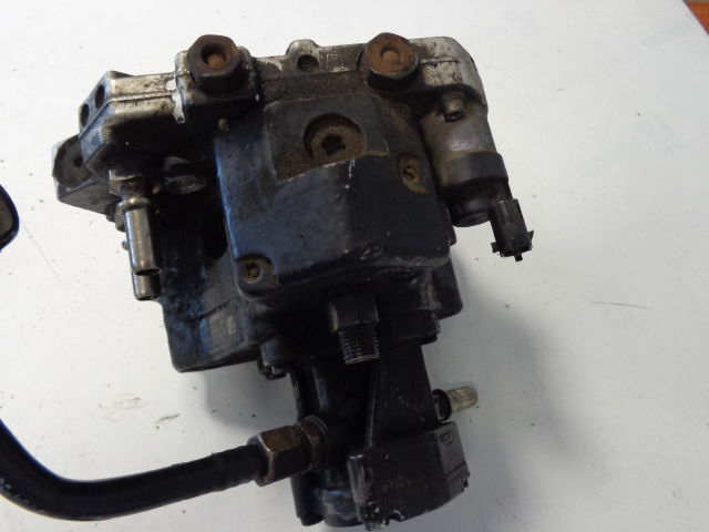 MAN TGX - Fuel pump for Truck: picture 4 MAN TGX - Fuel pump for Truck: picture 4