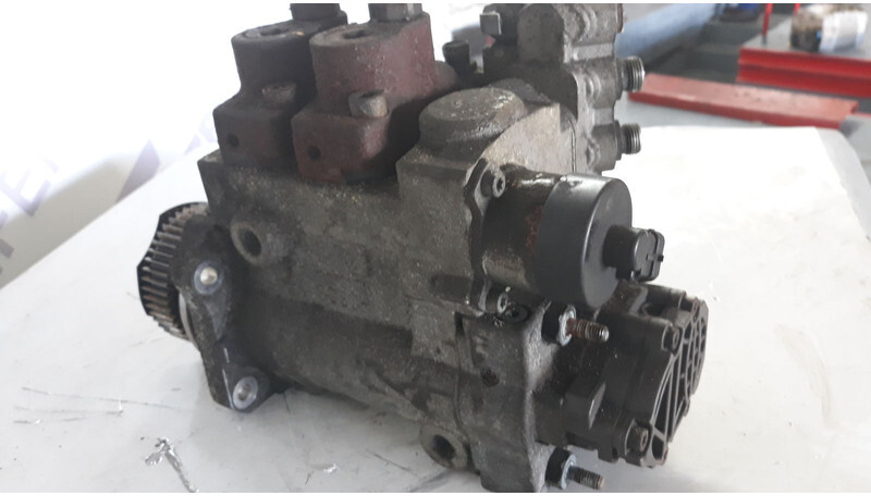 Mercedes-Benz ActrosMP4 - Fuel pump for Truck: picture 5 Mercedes-Benz ActrosMP4 - Fuel pump for Truck: picture 5