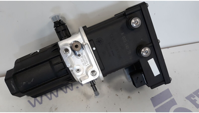 Mercedes-Benz Brand new OEM - Exhaust system for Truck: picture 3 Mercedes-Benz Brand new OEM - Exhaust system for Truck: picture 3
