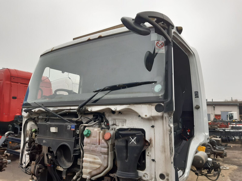 Mercedes-Benz - Cab and interior for Truck: picture 1 Mercedes-Benz - Cab and interior for Truck: picture 1